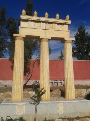 Αντίγραφο  της  θόλου  των  Δελφών